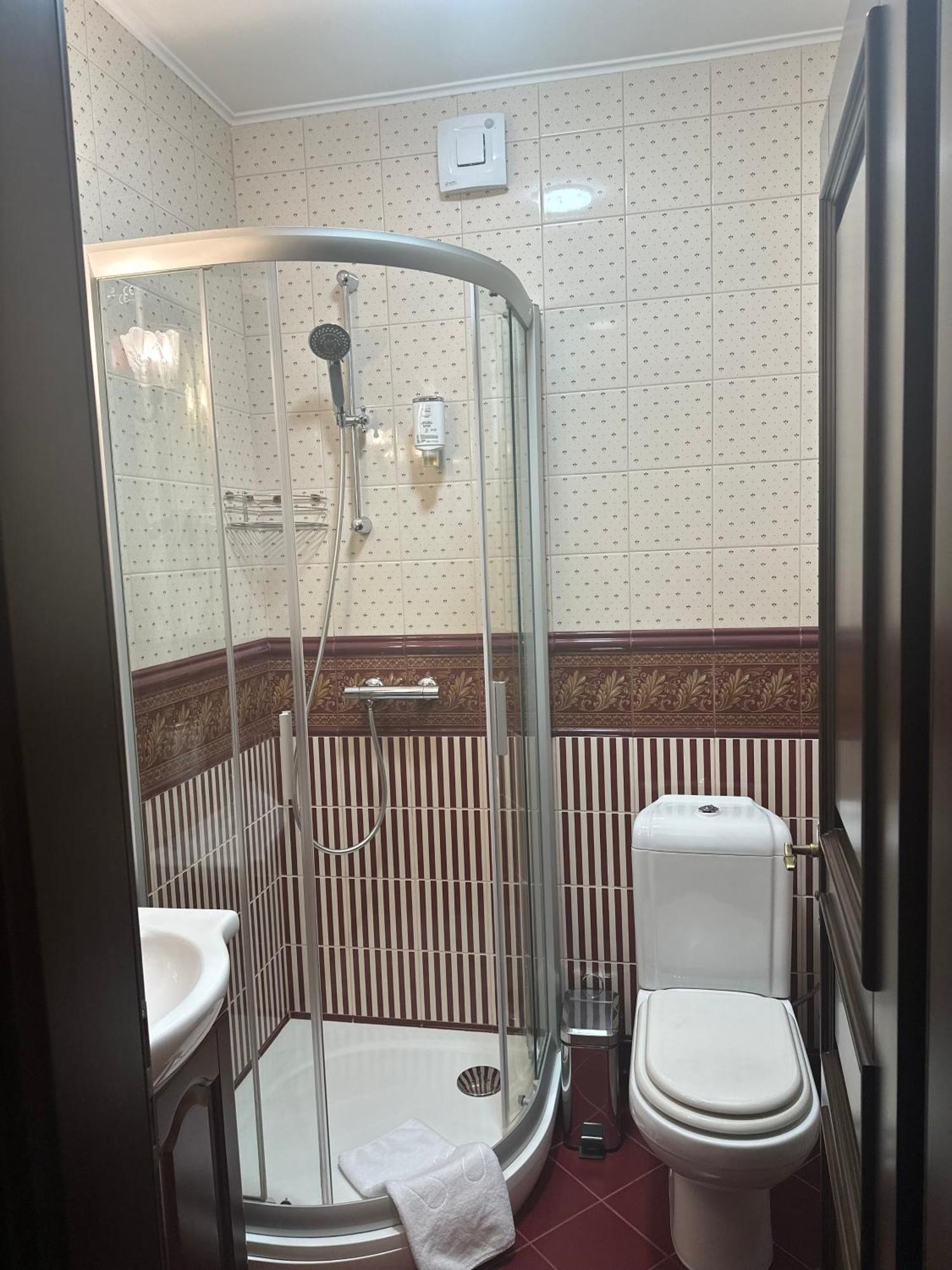 Luxury Boutique Andreevskiy Lviv Luaran gambar