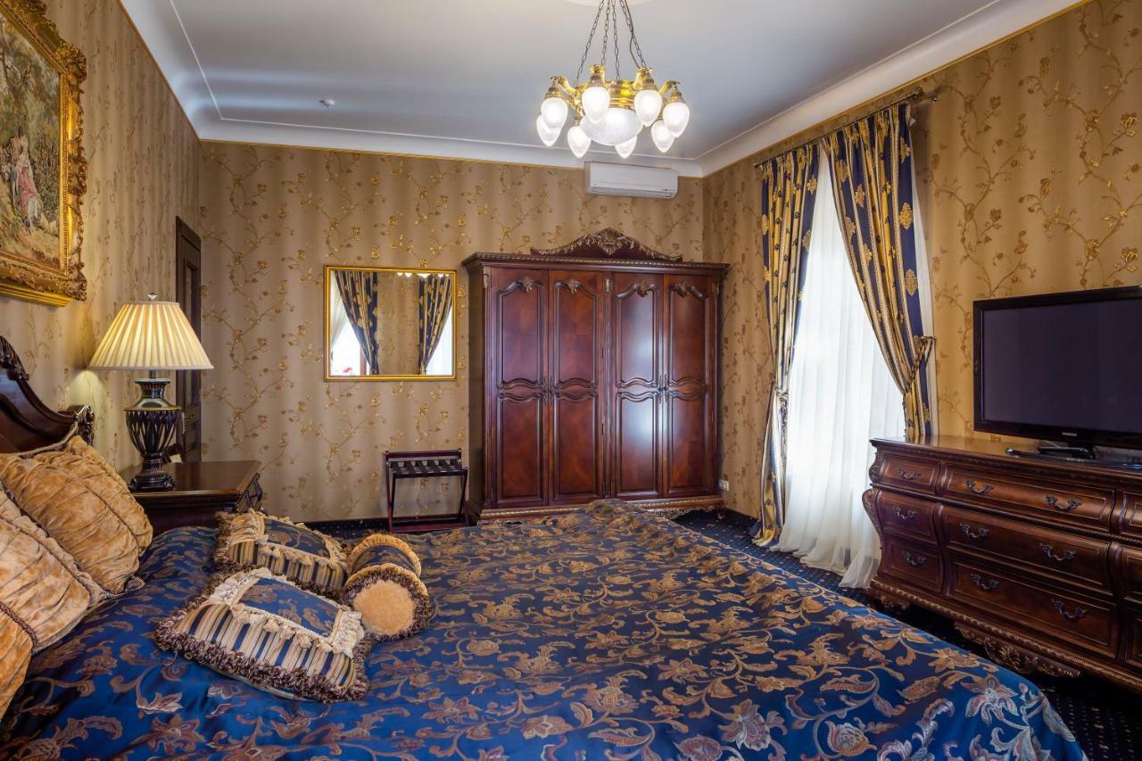 Luxury Boutique Andreevskiy Lviv Luaran gambar