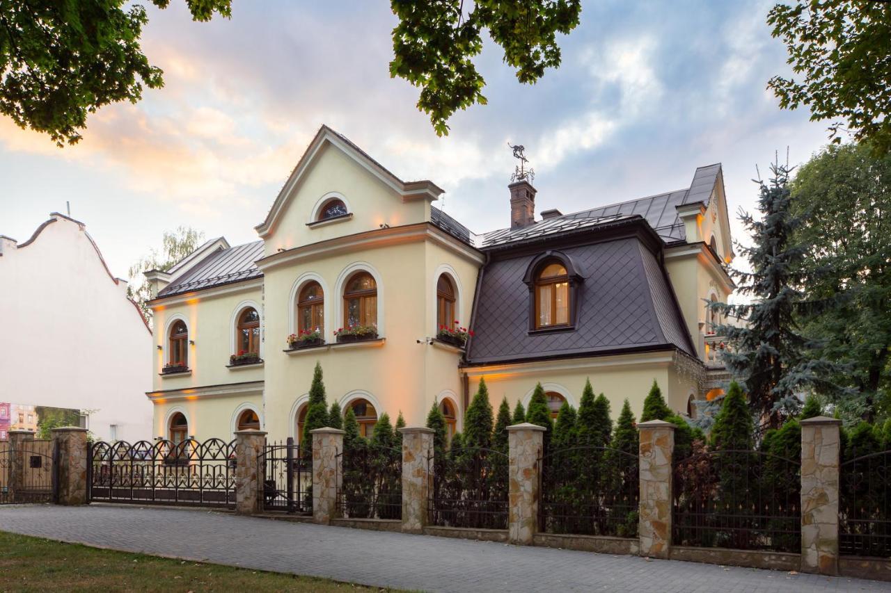Luxury Boutique Andreevskiy Lviv Luaran gambar